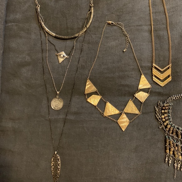 Lot of 5 Free People necklaces - Picture 4 of 4